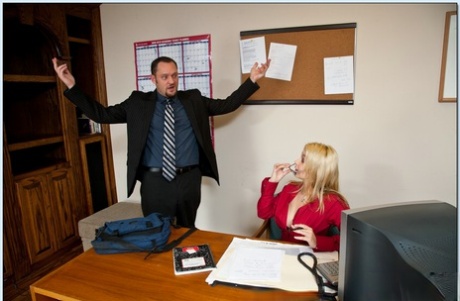 Secretary Sarah Vandella receives cunnilingus & enjoys doggystyle sex at work